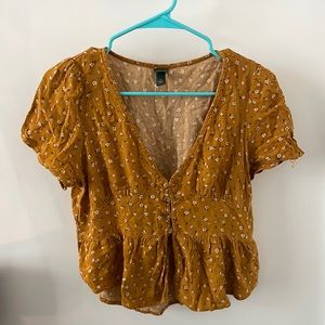 Wild Fable Yellow Floral Short Sleeve Top